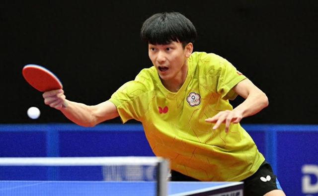 1岁中国天才少年状态低迷决胜局4比11惨败尊龙凯时新版APP首页2比3爆冷一轮游！2(图2)