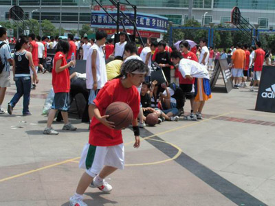 记者专栏--街球挑战赛尊龙凯时网站武汉赛区小(图3)